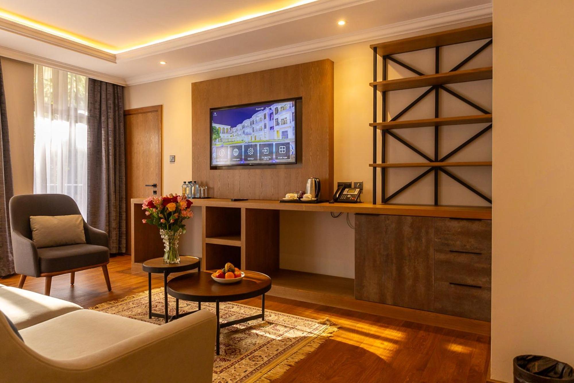 Alba Hotel Meru Dış mekan fotoğraf