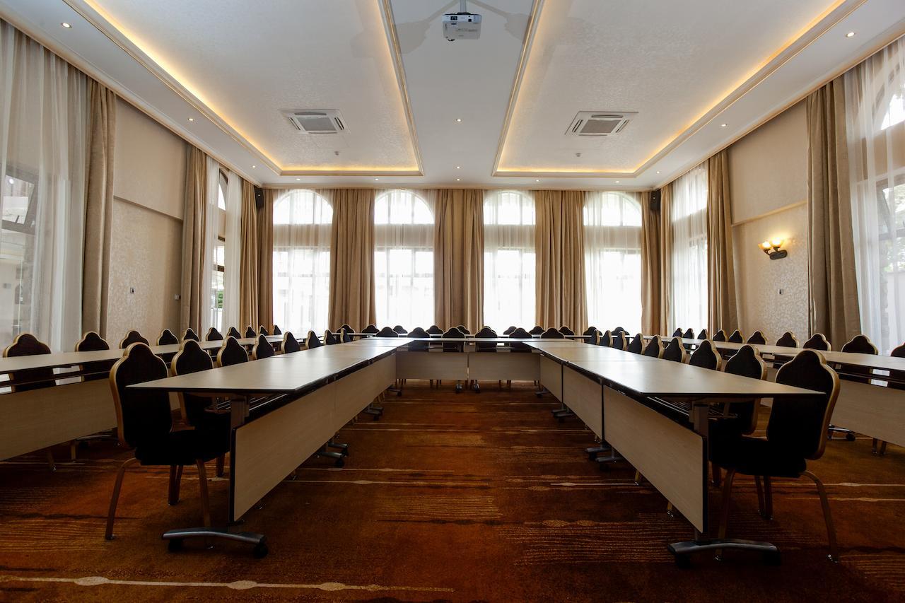 Alba Hotel Meru Dış mekan fotoğraf